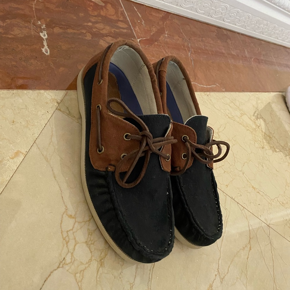 Cole haan boat shoes